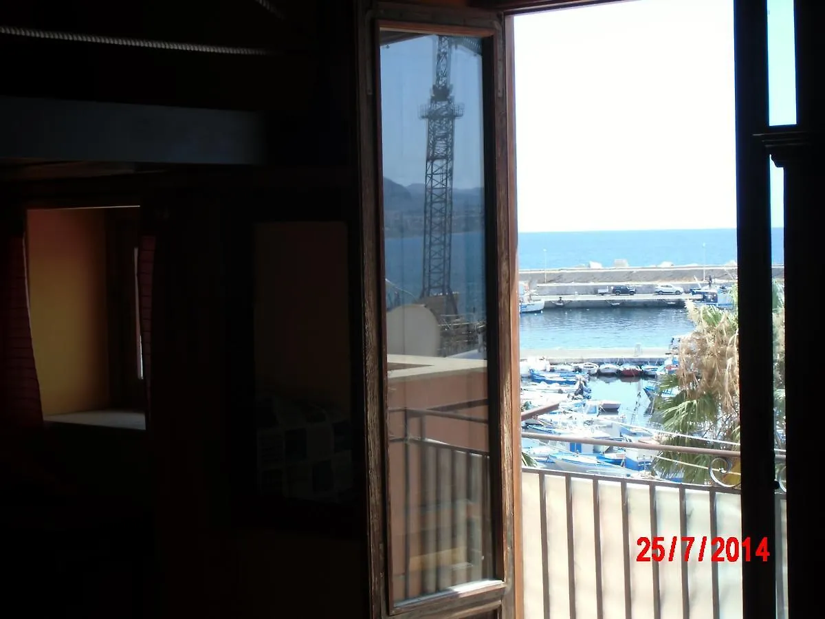 Apartment Holiday Home Santa Flavia